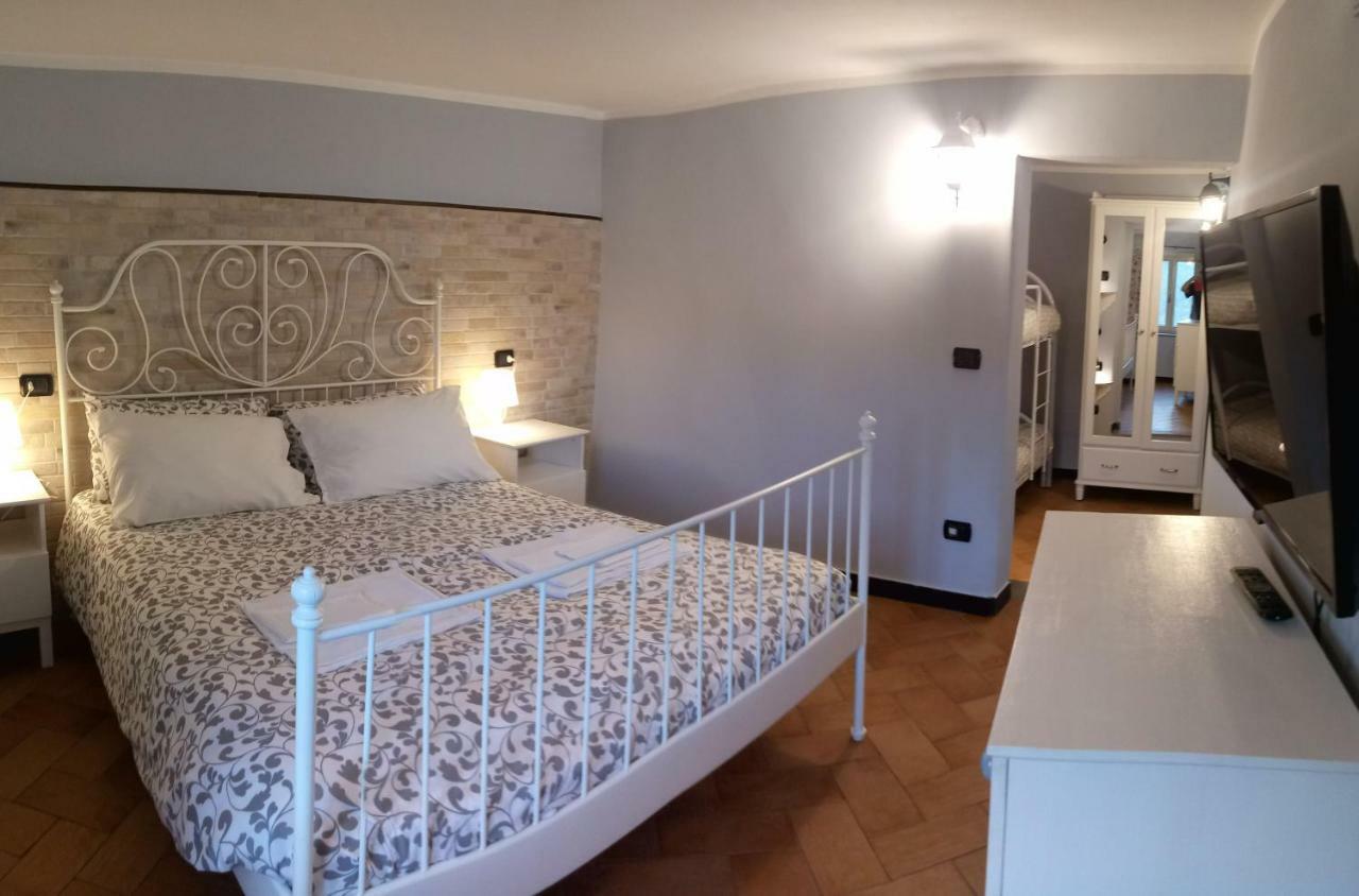 Ferienwohnung Contrada Casa Vacanze Vado Ligure Exterior foto